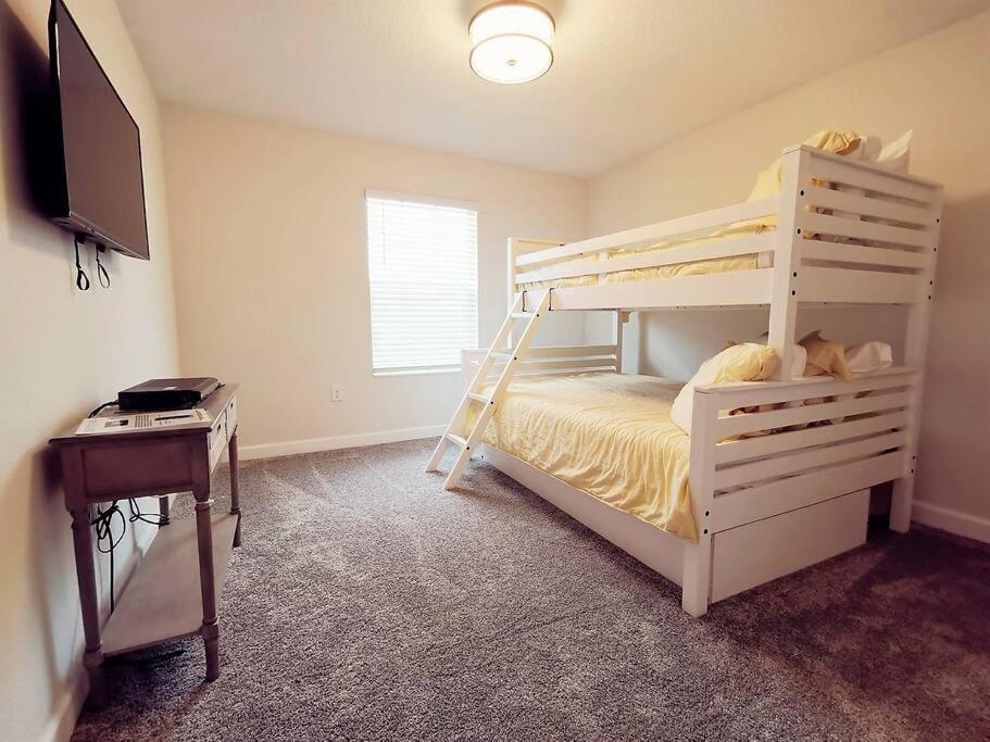 Makin Memories Gated Resort Style Community Storey Lake Kissimmee Exterior photo